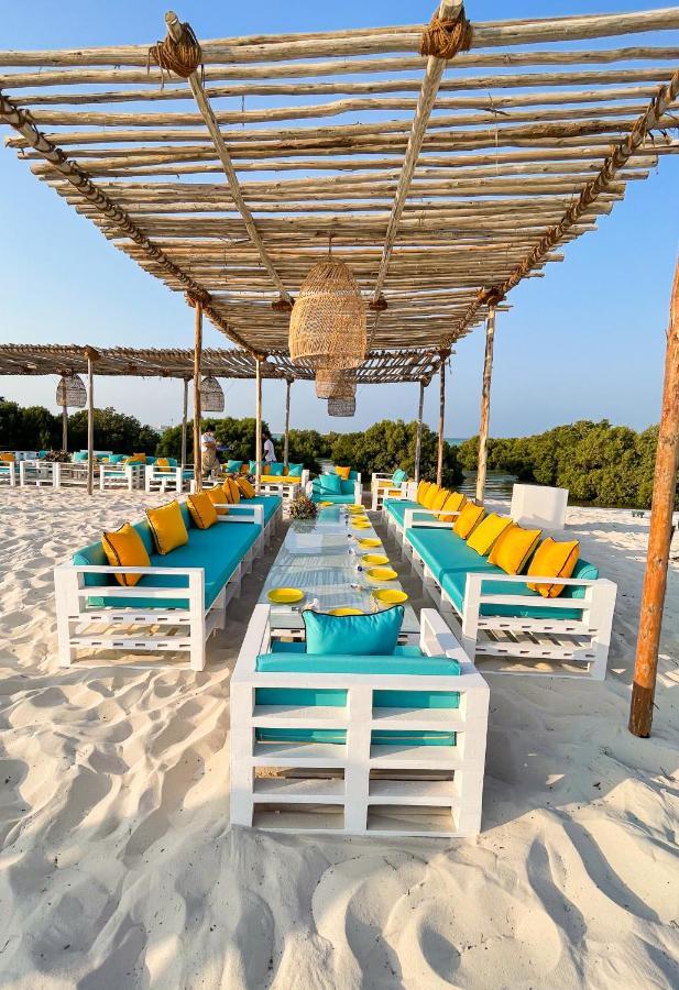 Pura Eco Retreat, Jubail Island Hotel อาบูดาบี ภายนอก รูปภาพ